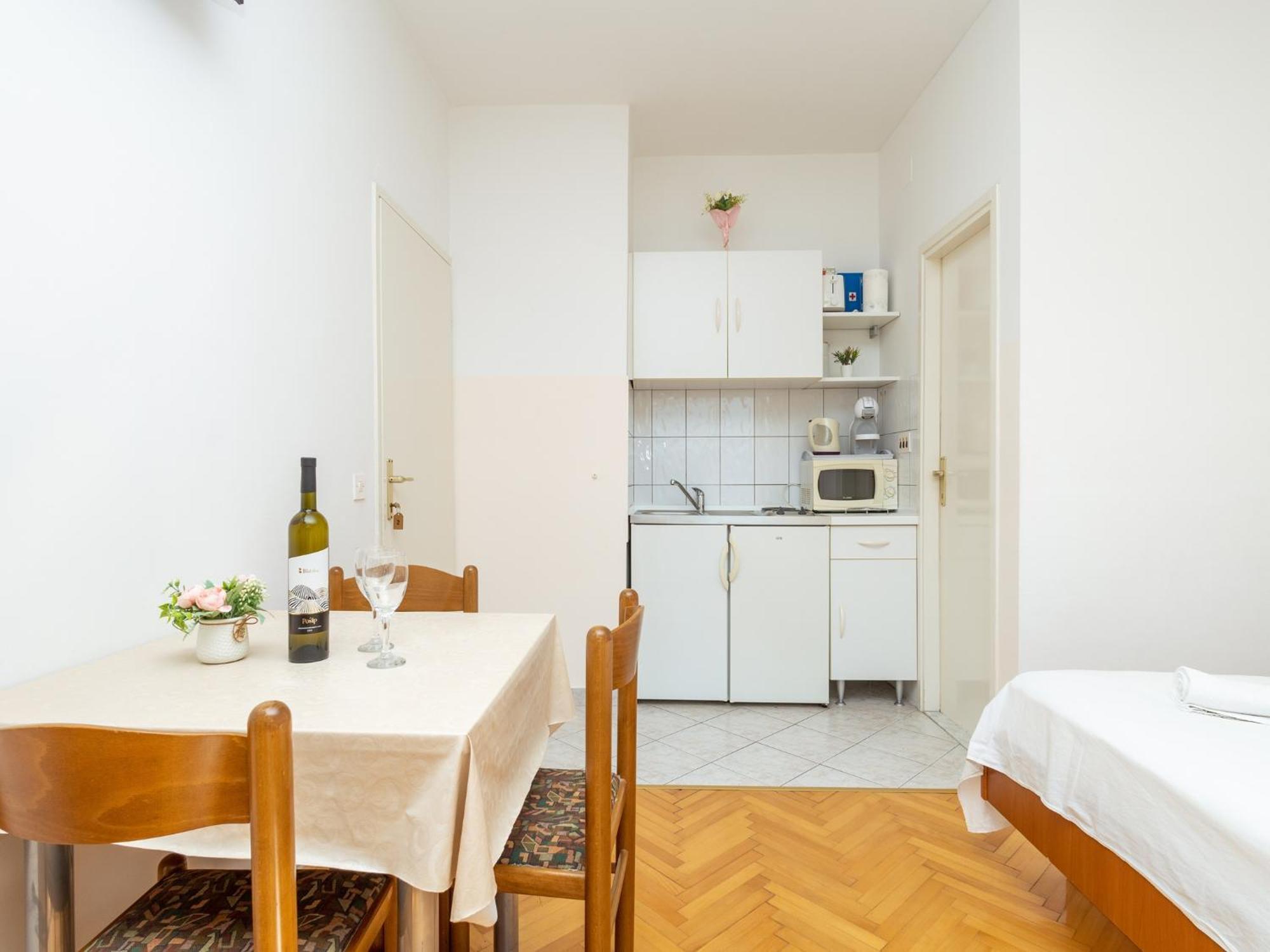 Rosemary Apartments Duce Luaran gambar