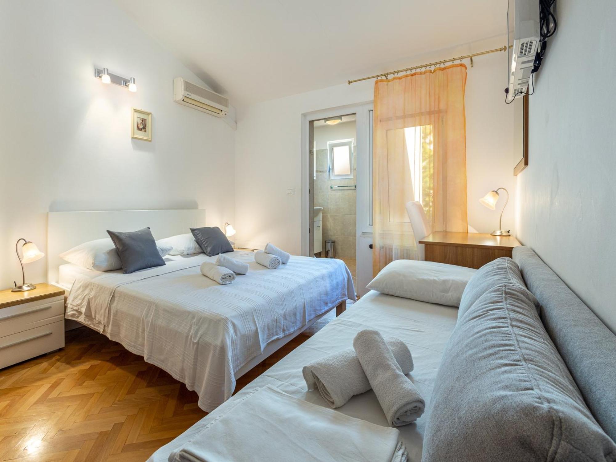Rosemary Apartments Duce Luaran gambar